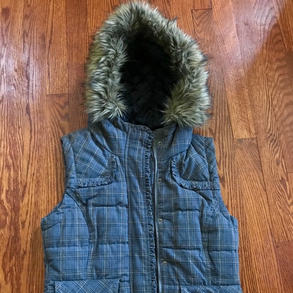 Plaid Aeropostale quilted vest - Picture 1 of 6